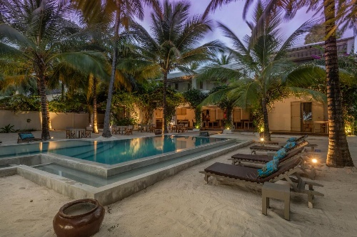 Uzuri Boutique Hotel image 3